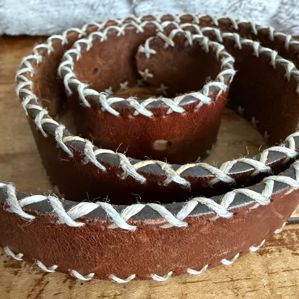 Vintage Brown Leather Banana Republic Belt with Solid  Brass Buckle Boho Vibe - Picture 7 of 12